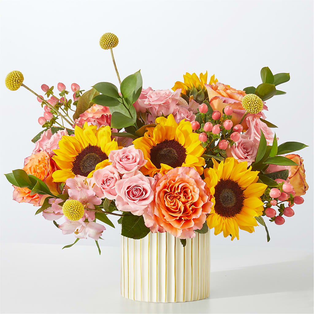Sun's Out Bouquet – Greater Kansas City Flower Shop, Kansas City MO