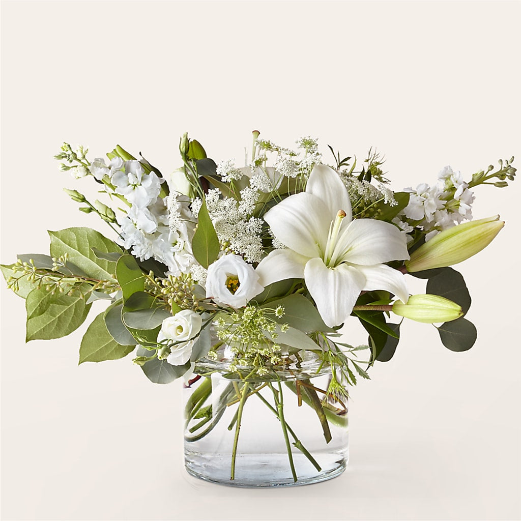 Alluring Elegance Bouquet – Greater Kansas City Flower Shop, Kansas City MO