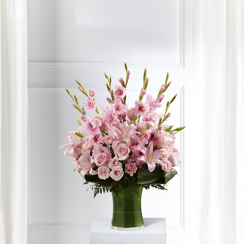 Lovely Tribute Bouquet – Greater Kansas City Flower Shop, Kansas City MO