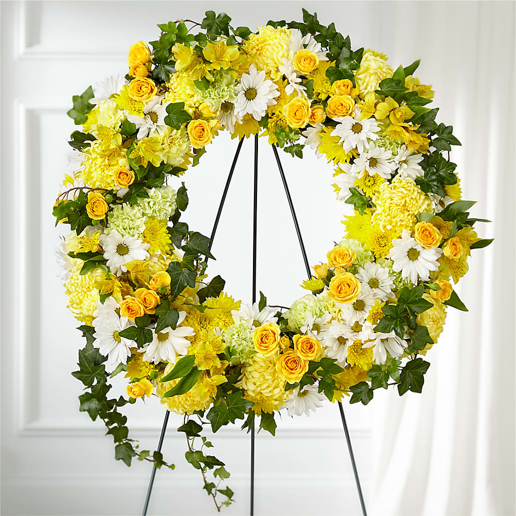 Golden Remembrance Wreath – Greater Kansas City Flower Shop, Kansas City MO