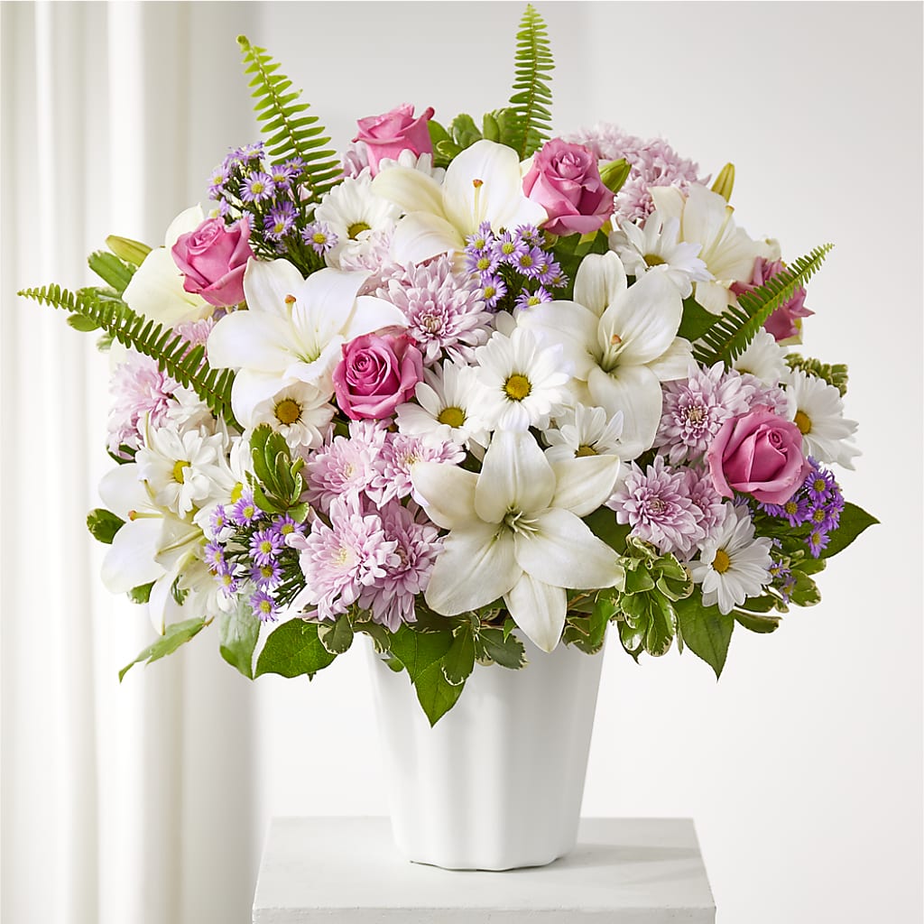 Warmest Thoughts Tabletop Basket – Greater Kansas City Flower Shop, Kansas City MO