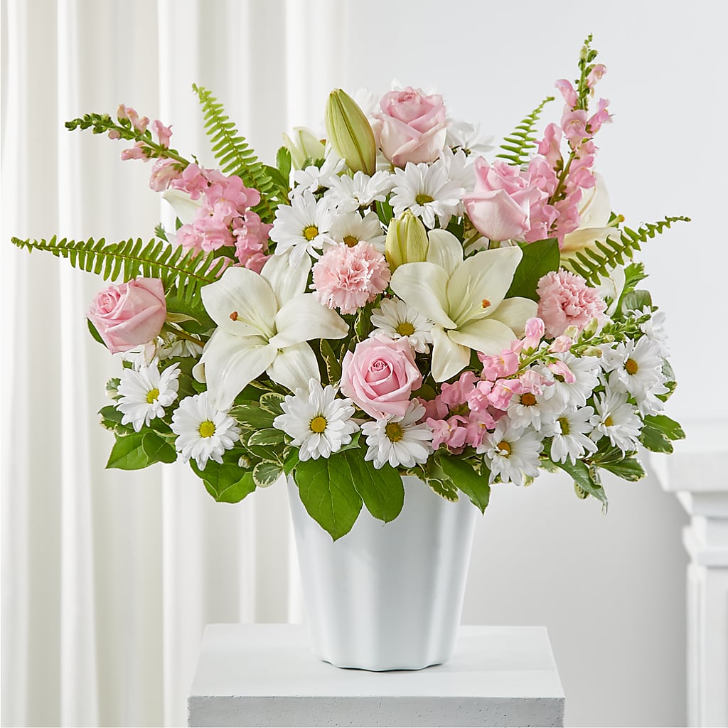 Soft Touch Tabletop Basket – Greater Kansas City Flower Shop, Kansas City MO