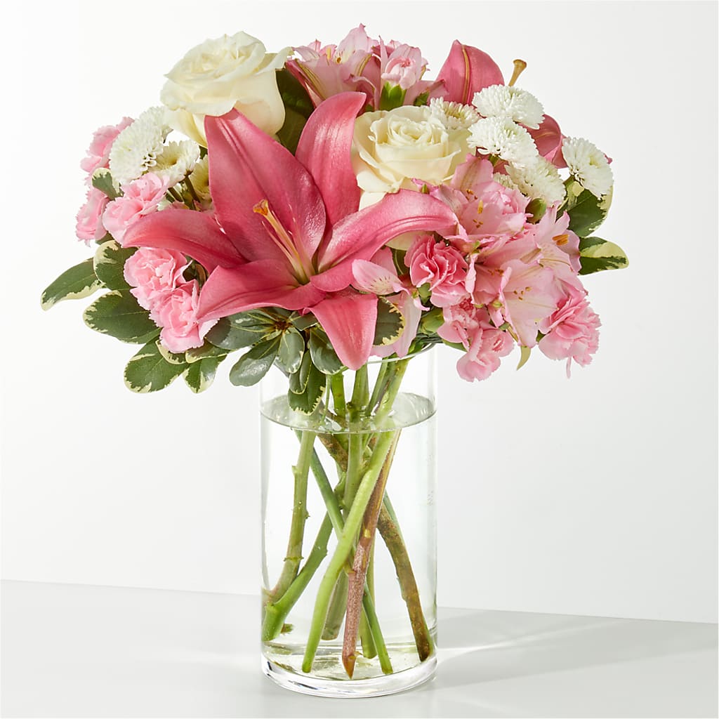 Piece of Cake Bouquet – Greater Kansas City Flower Shop, Kansas City MO