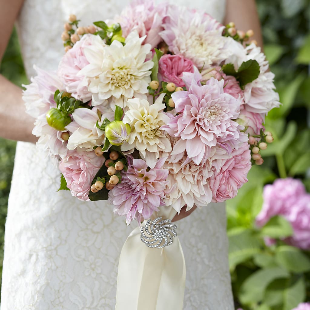 Heart's Promise Bouquet – Greater Kansas City Flower Shop, Kansas City MO