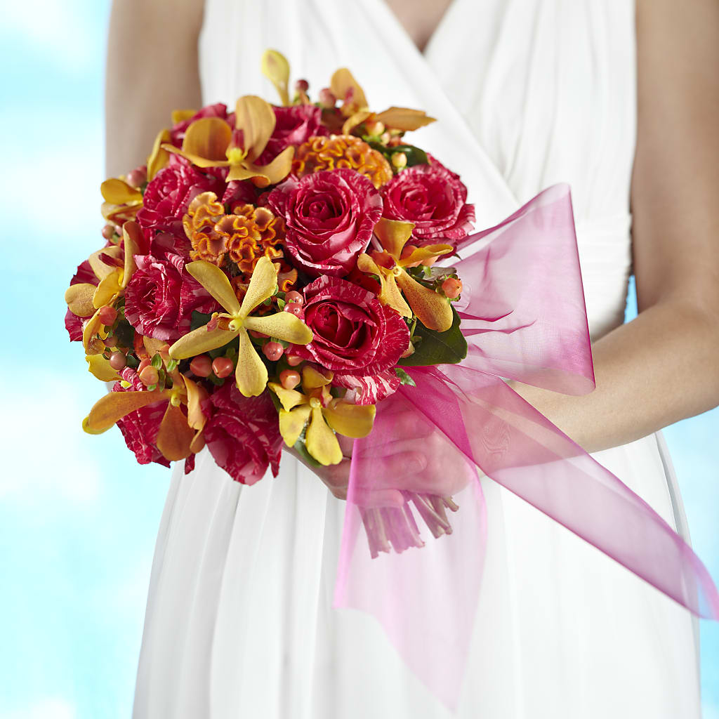 Brilliant Shades of Love Bouquet – Greater Kansas City Flower Shop, Kansas City MO