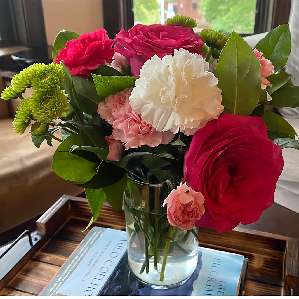 Sweet & Pretty Bouquet –  Greater Kansas City Flower Shop, Kansas City MO