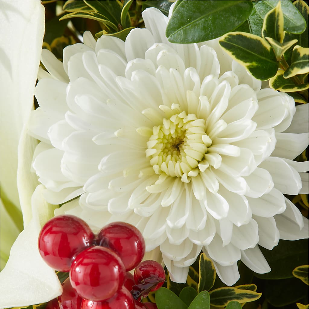 Festive Moments Tree –  Greater Kansas City Flower Shop, Kansas City MO