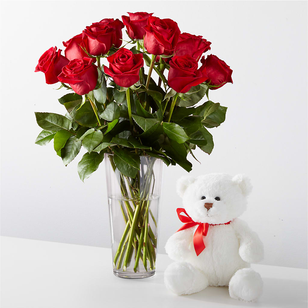 Romantic Long Stem Red Rose Bouquet Bundles –  Greater Kansas City Flower Shop, Kansas City MO