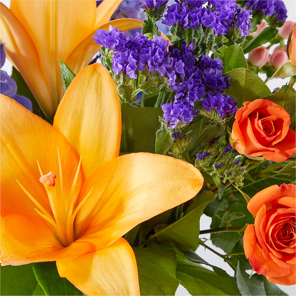 Radiant Citrus Bouquet –  Greater Kansas City Flower Shop, Kansas City MO