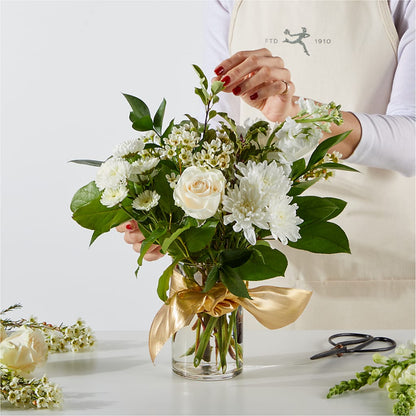 New Beginnings – A Florist Original –  Greater Kansas City Flower Shop, Kansas City MO