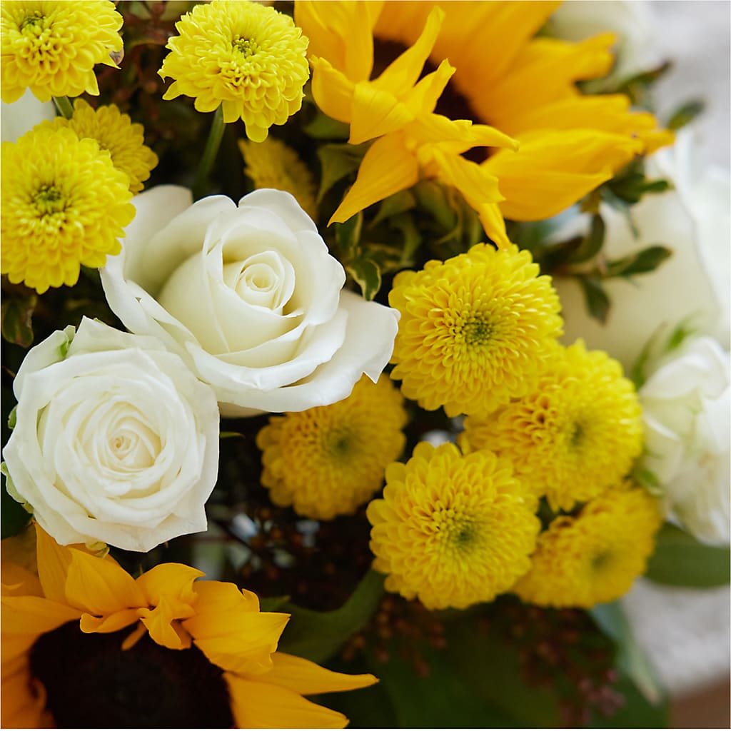 Luminous Morning Bouquet –  Greater Kansas City Flower Shop, Kansas City MO