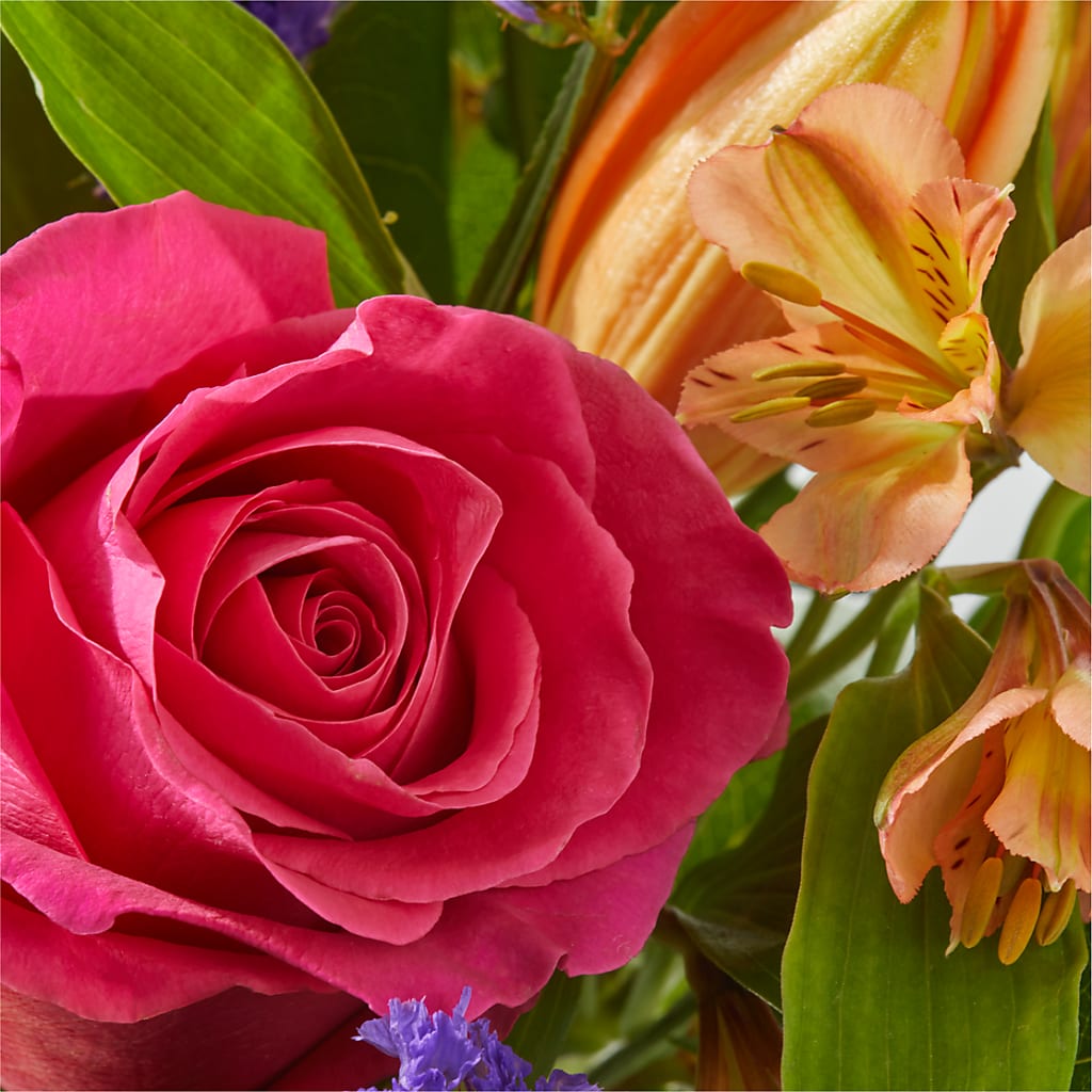 Joyful Bouquet –  Greater Kansas City Flower Shop, Kansas City MO