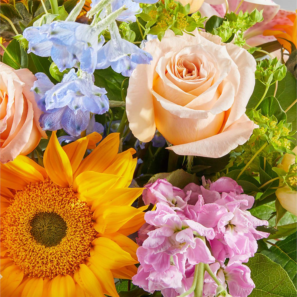 Dreamy Meadows Bouquet –  Greater Kansas City Flower Shop, Kansas City MO