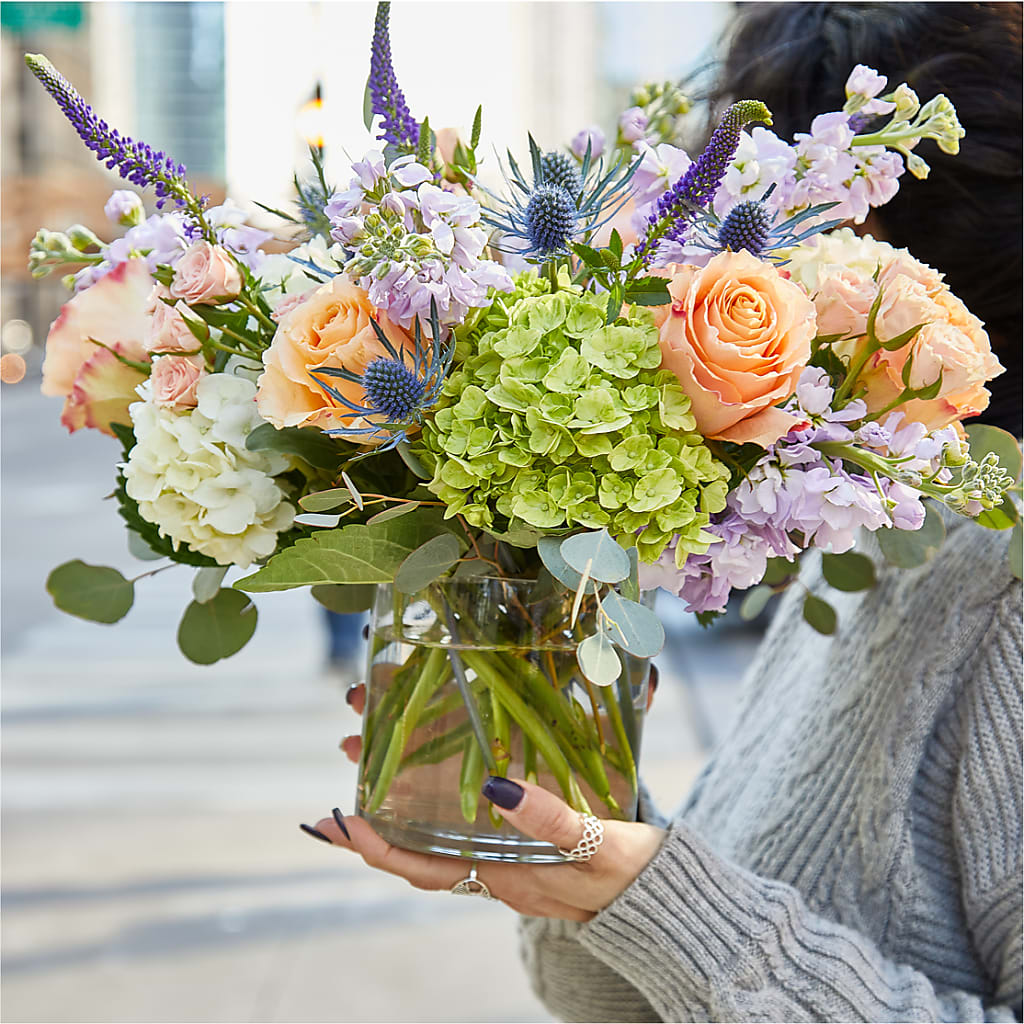 Porch Swing Bouquet –  Greater Kansas City Flower Shop, Kansas City MO