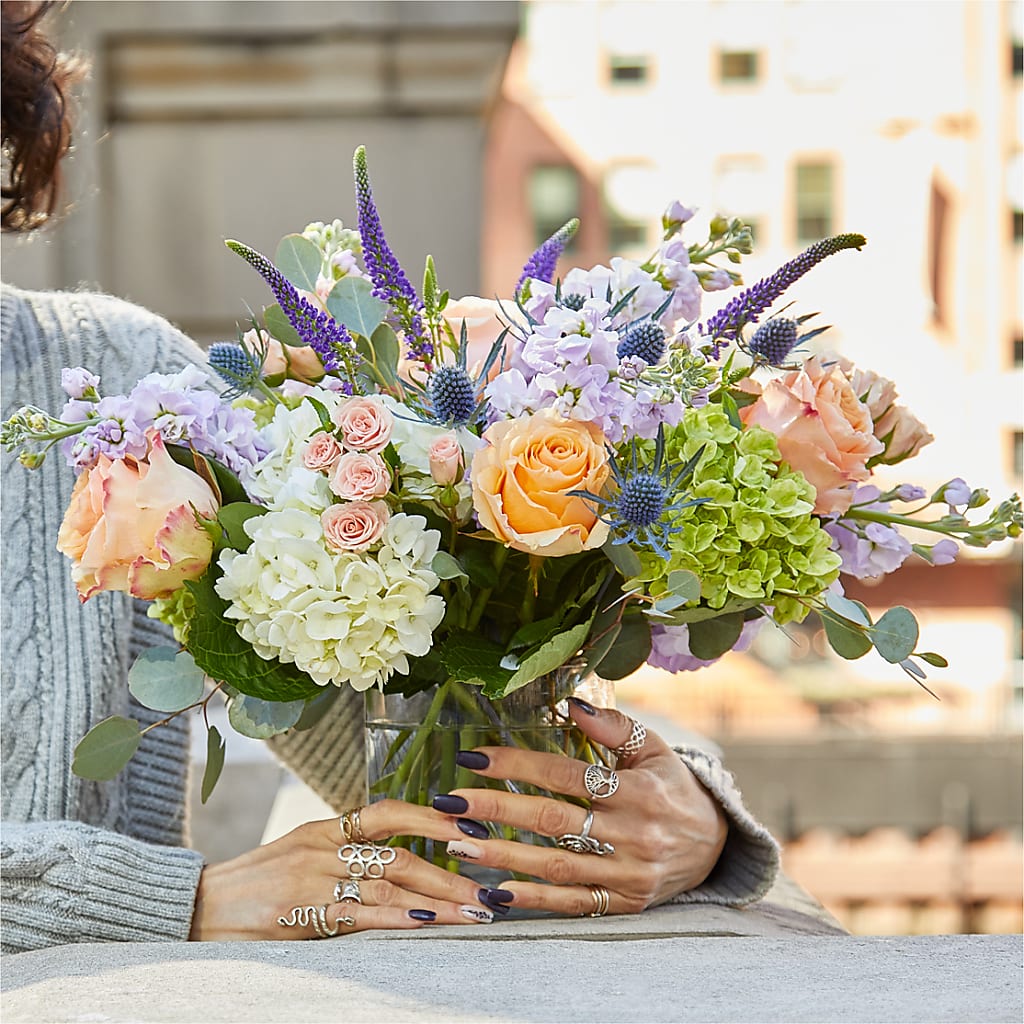 Porch Swing Bouquet –  Greater Kansas City Flower Shop, Kansas City MO