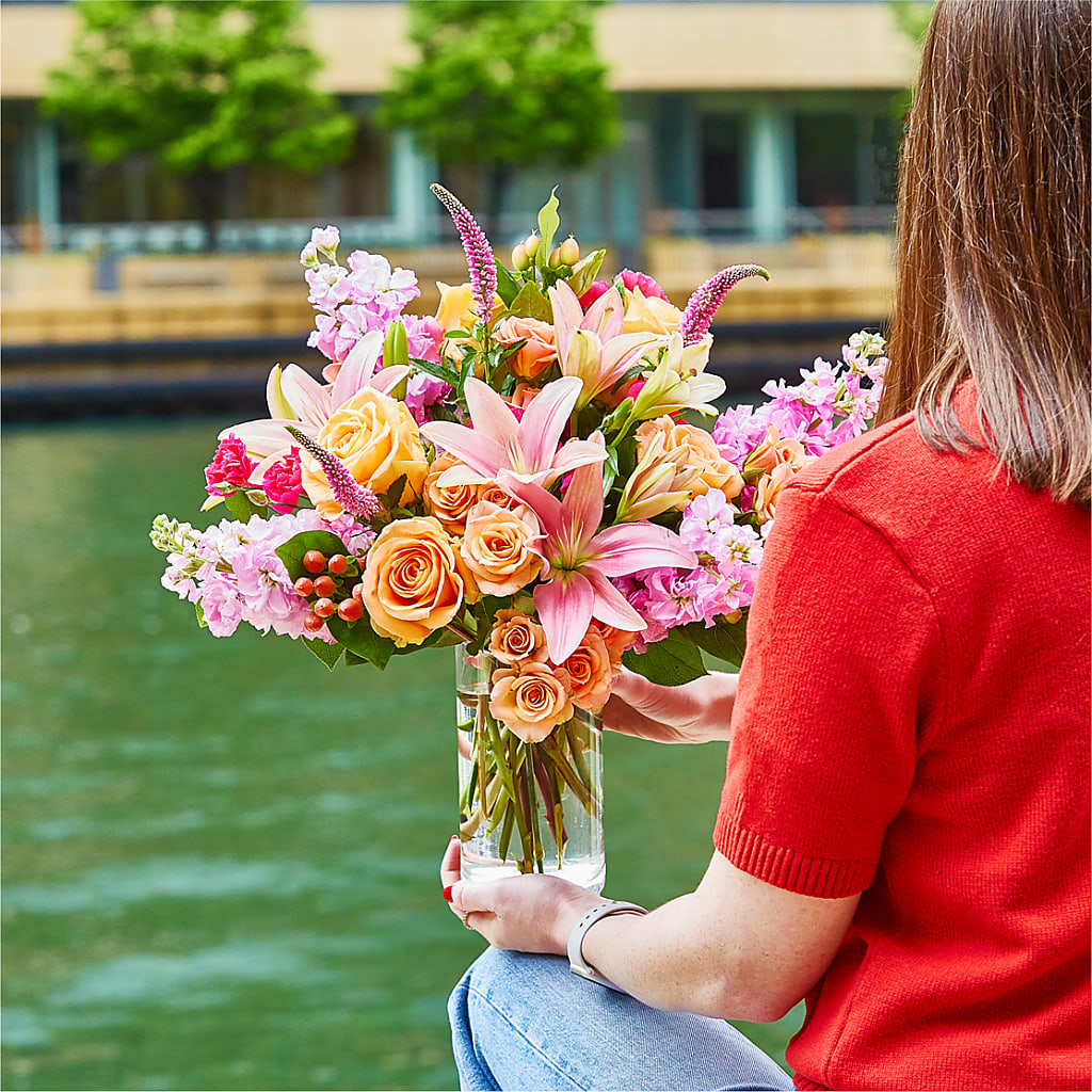 Bisous Bouquet –  Greater Kansas City Flower Shop, Kansas City MO